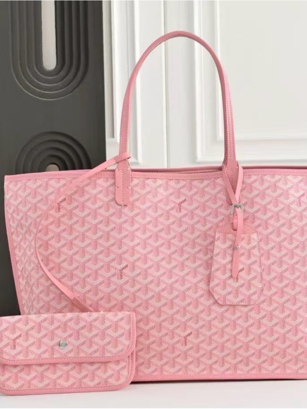 Goyard Saint Louis Tote in Pink with detachable pouchette